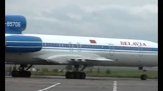 TU-154M Landing at GOMEL airport (UMGG)