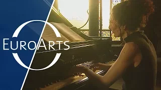 Joanna McGregor: Bach - Prelude & Fugue No. 23 in B major BWV 868 | WTC Book I