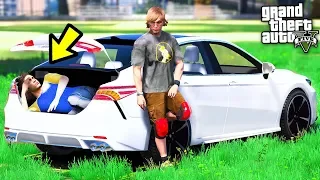 РЕАЛЬНАЯ ЖИЗНЬ В GTA 5 - ВЫВЕЗ ДОЛЖНИКА В ЛЕС В БАГАЖНИКЕ НА TOYOTA CAMRY ⚡ГАРВИН