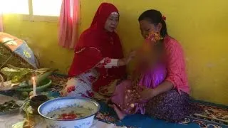 Indonesia, l'infinito dramma della mutilazione genitale femminile