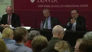 Stephen Kinzer & David Sanger: US Foreign Policy Challenges in the Twilight of the Obama Presidency