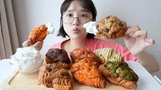 Crookie MUKBANG🍪🥐World’s Most Viral These Days… (ft. Shin Ramyun) | REALSOUND  Eating Show
