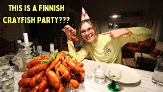 Experiencing FINNISH culture! Crayfish party, saunas, long drinks