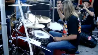 Nicko McBrain plays The Trooper - Up close footage of just Nicko!