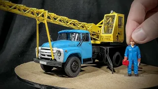 Assembling a model of a crane truck based on ZIL-130 for a diorama