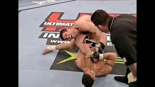 Frank Mir NASTY shoulder lock on Pete Williams in only his 2nd UFC fight!