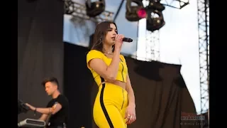 DUA LIPA EN EL CORONA CAPITAL 2017