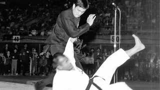 Bruce Lee DESTROYS Karate Grandmaster With One Punch!