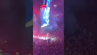 LIVE Machine Gun Kelly & Travis Barker performing “All I Know” in Cleveland, OH 8/13/22