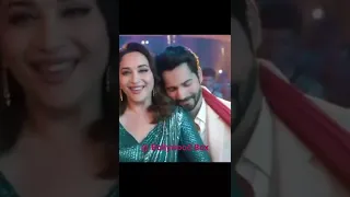 Madhuri Dixit and Varun Dhawan ka Dupatta Mera song per dance