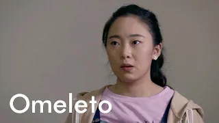 A Chinese student tries to break her accent at theater school. It comes at a cost. | De Closin Night