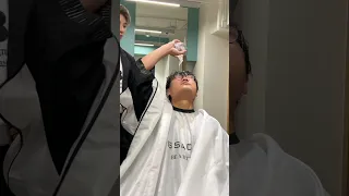 Nobody happy in hair salon