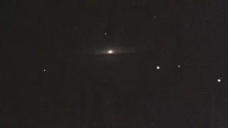 Галактика М104 "Сомбреро"