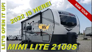 COOLEST RV EVER? 2022 FOREST RIVER ROCKWOOD MINI LITE 2109S