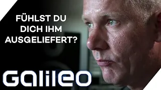 "Fühlst du dich ihm ausgeliefert?" - 10 Fragen an einen Betreuten | Galileo | ProSieben |