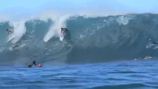 SURFING HAWAII: BIG BANZAI PIPELINE SURFING AND WIPEOUTS!