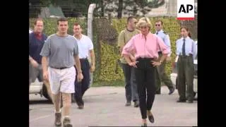 Bosnia - Princess Diana ends visit