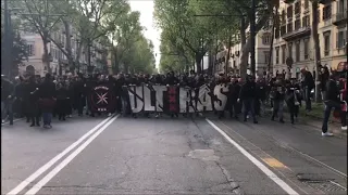 Tifosi Ajax in corteo