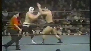 Mil Máscaras & Spiros Arion vs Giant Baba & Antonio Inoki ☆1971 ☆highlight