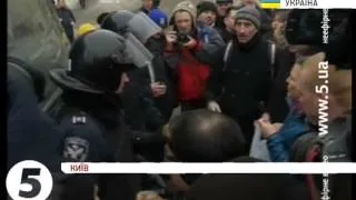 #Євромайдан: Нуланд пригощала "Беркут" булочками