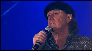 Aleksandër Gjoka: Dashurisë Së Shkuar (Official Video) Pallati i Kongreseve - Tiranë 2017