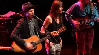 Beck & Charlotte Gainsbourg - Heaven Can Wait (HD) Live In Paris 2013