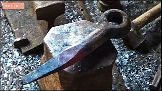 Blacksmithing / Forging a pickaxe