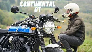 CLASSICA e con i SEMIMANUBRI - Royal Enfield Continental GT