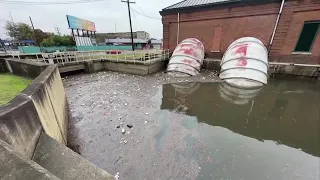 New Orleans' Broad Street pumping station backed up with flood water