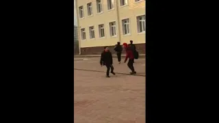 Грустное видео про алкашей