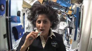 HOW ASTRONAUTS BRUSH THEIR TEETH & POOP IN SPACE #astronaut #nasa #iss #spaceshuttle #spacestation