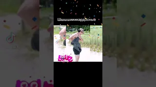 Генри Кавилл и Том Хиддлстон