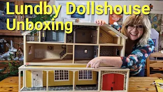 Unboxing all the Furniture for this gorgeous Lundby Dolls house