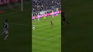 Claudio Marchisio’s goal against Torino is impossible to forget 🤩😮‍💨