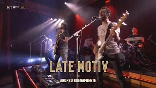 LATE MOTIV - Izal. "Copacabana" | #LateMotiv65