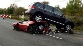 Epic Car crash Compilation 2013