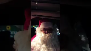 santa Claus manda saludos a niños hasta Brasil