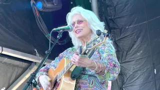 Emmylou Harris “Born to Run” Live at Beach Road Weekend, Martha’s Vineyard, MA, August 28, 2022