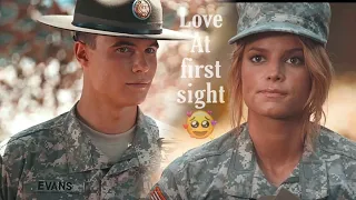 🥰Soldier Fall In Love😍 ||Love At First Sight status ||Cute Couple Status 👩‍❤️‍👨||