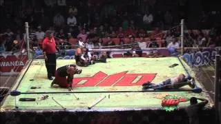 Draztick Boy vs Cíclope vs Aero Boy, lucha de máscaras