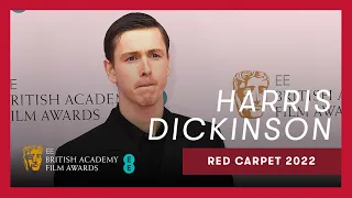 Harris Dickinson want to take it all in as he walks his first red carpet | EE BAFTA 2022 Red Carpet