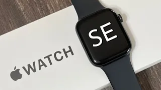 Apple Watch SE (Space Gray): Unboxing and First Impressions!