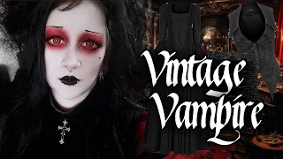 5 Vintage Vamp-ire Looks for Halloween | Black Friday