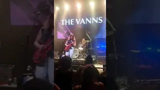 The Vanns - Hey, Ma (Bon Iver cover)