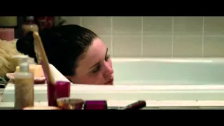 Nightmare on Elm Street (2010) - Alternative Bath Scene