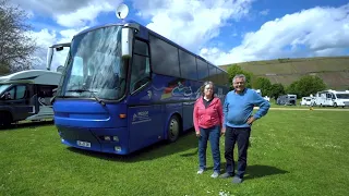 Buslife: DAF Reisebus in nur 6 Monaten zum genialen Wohnmobil ausgebaut. Pragmatisch professionell.