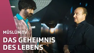 Das Geheimnis des Lebens am CERN gelüftet | Müslüm TV | Comedy | SRF