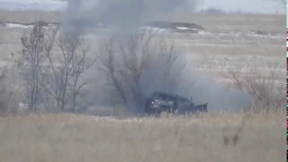 Бойцы ДНР с помощью ПТРК уничтожили джип украинских военных