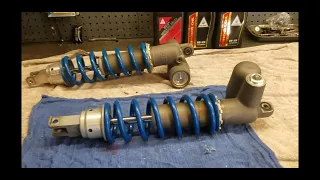 1:11 Rear Shock Service (HONDA 2017-2023 CRF450R CRF250R) Changing fluid, Nitrogen charge