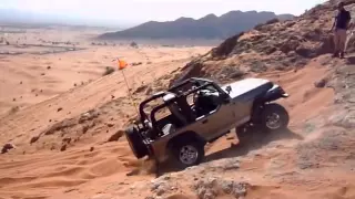 Land Rover vs Jeep Wrangler